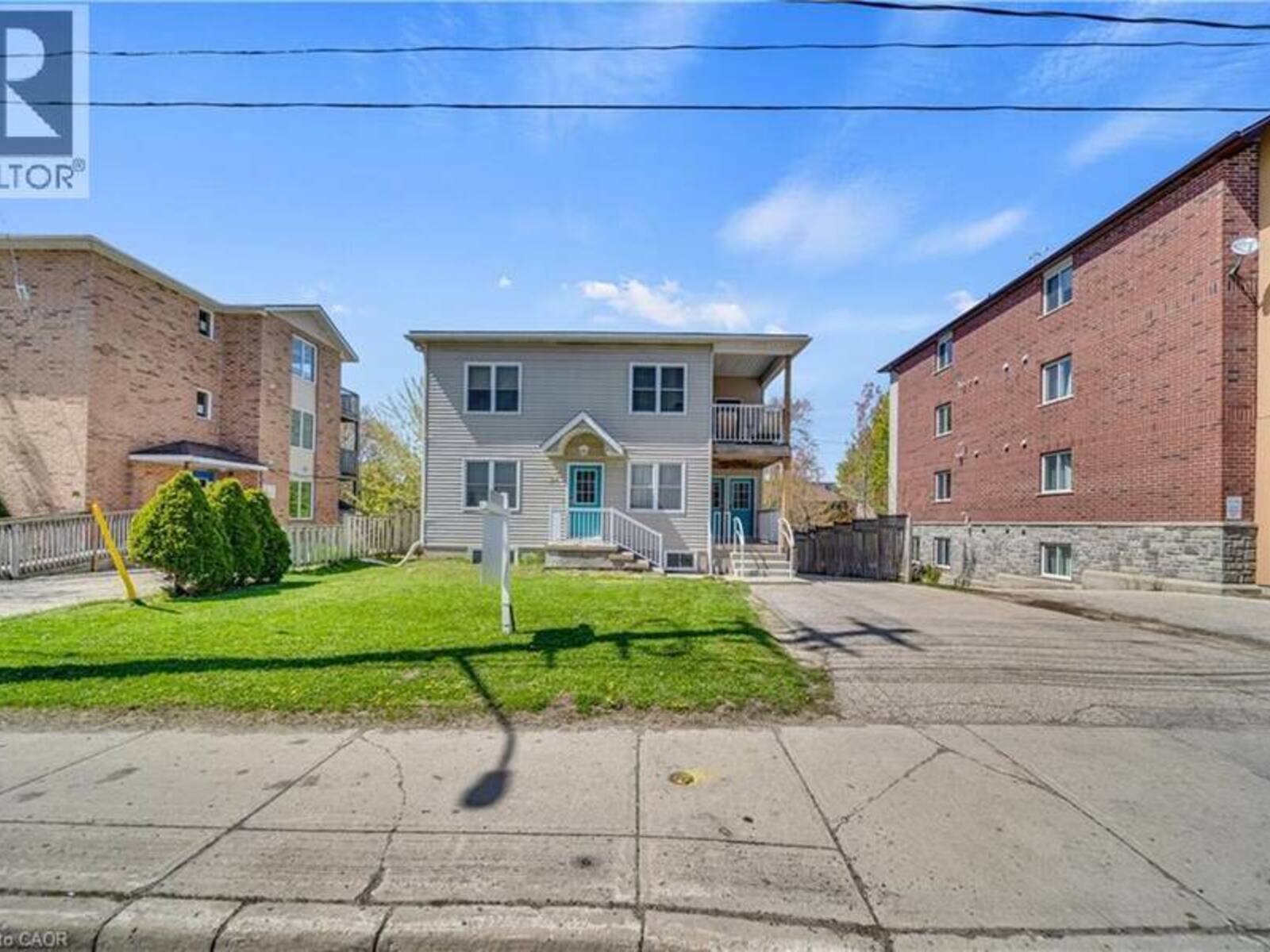 24 COLUMBIA Street W, Waterloo, Ontario N2L 3K3