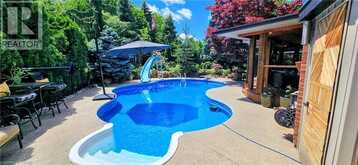 2324 HOMER Drive | Burlington Ontario | Slide Image Eight