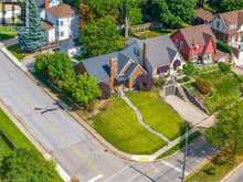 5201 VALLEY Way | Niagara Falls Ontario | Slide Image Thirty-six