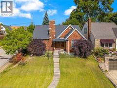 5201 VALLEY Way Niagara Falls Ontario, L2E 1X3
