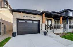 86 IRONHORSE Drive | Woolwich Ontario | Slide Image Three
