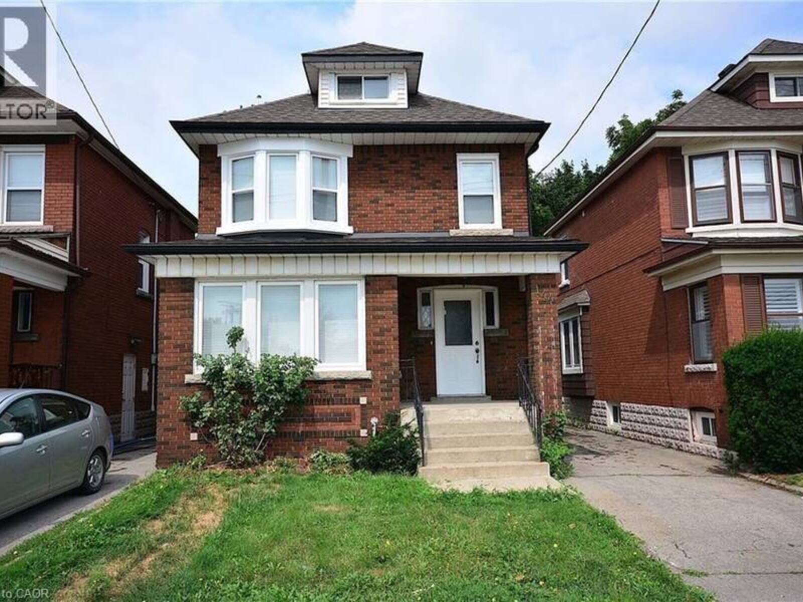 144 OTTAWA Street S, Hamilton, Ontario L8K 2E4