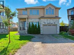 43 RIESLING Court Hamilton Ontario, L8G 0B4