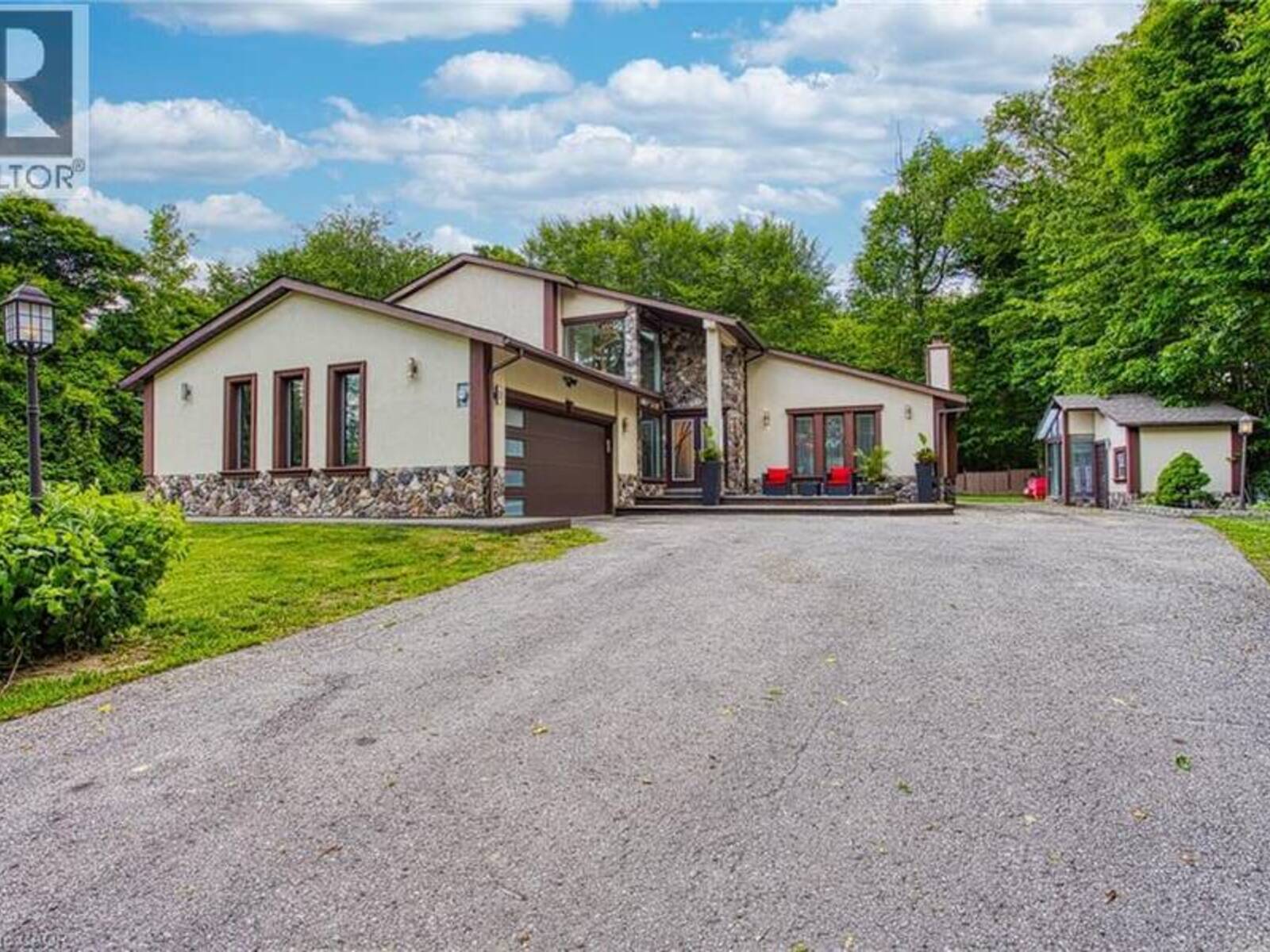 3263 GUYATT Road, Binbrook, Ontario L0R 1P0