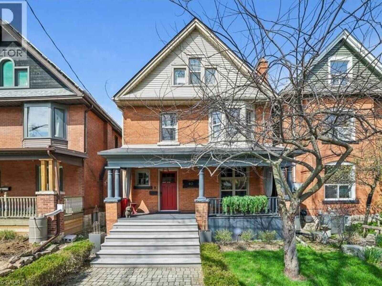40 STANLEY Avenue, Hamilton, Ontario L8P 2L1