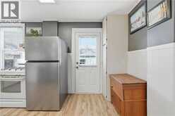 224 BALSAM Avenue S | Hamilton Ontario | Slide Image Fifteen