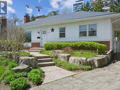 2117 EDINBURGH Drive Burlington Ontario, L7R 2C8