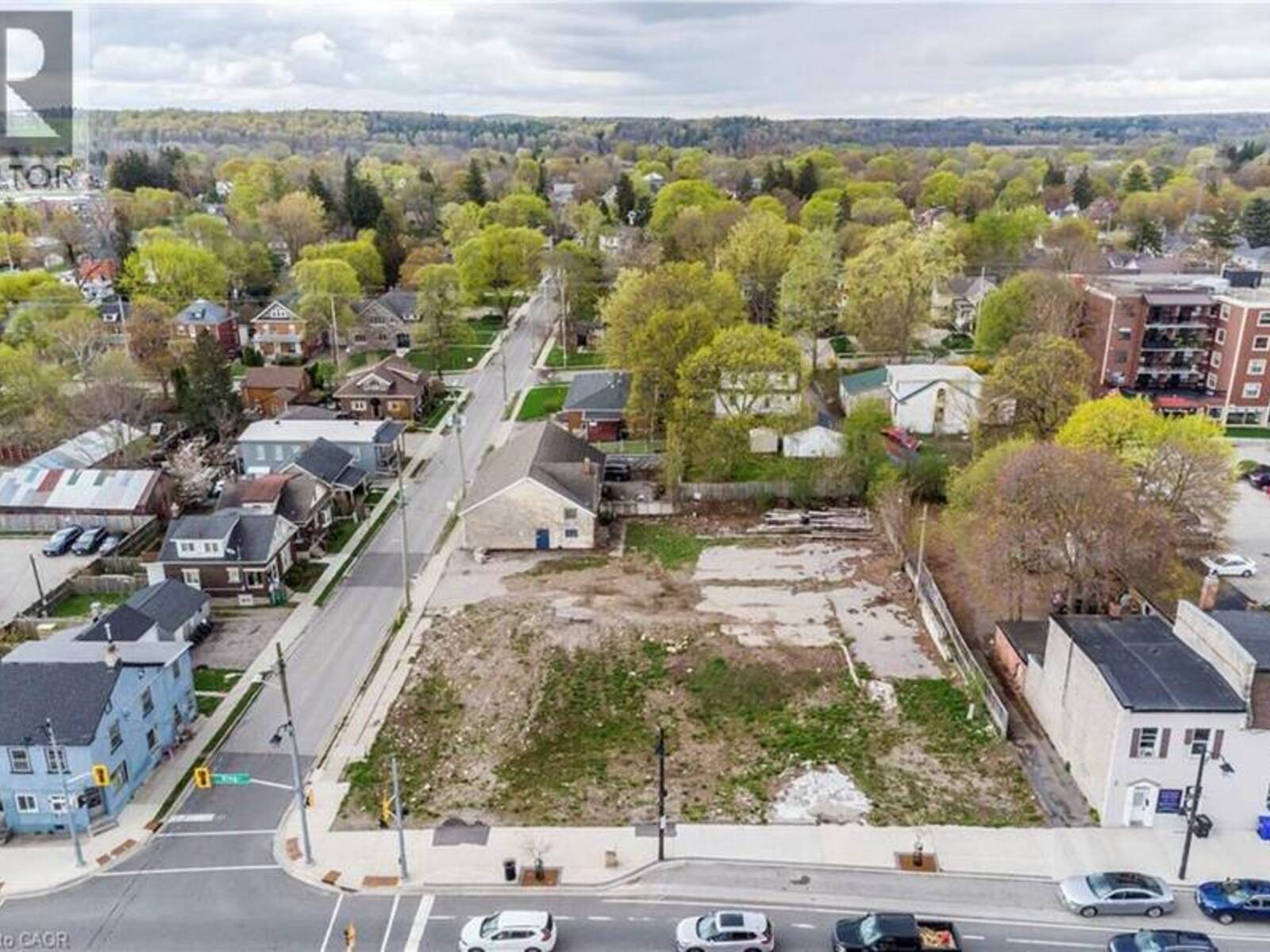 868 KING Street E, Cambridge, Ontario N3H 3P2