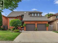 10 VEGA Crescent Hamilton Ontario, L8E 4S7