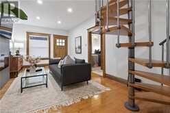 105 HIGHLAND Avenue | St. Catharines Ontario | Slide Image Nine