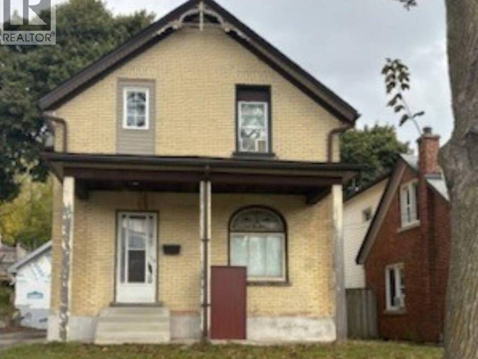138 COURTLAND Avenue E, Kitchener, Ontario N2G 2V1