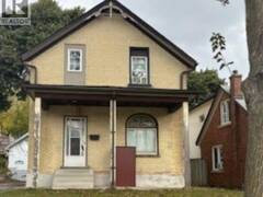 138 COURTLAND Avenue E Kitchener Ontario, N2G 2V1