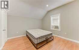 138 COURTLAND Avenue E | Kitchener Ontario | Slide Image Nineteen