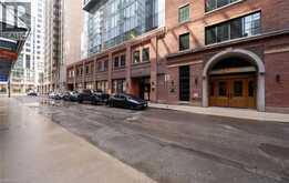 15 MERCER Street Unit# 620 | Toronto Ontario | Slide Image Five