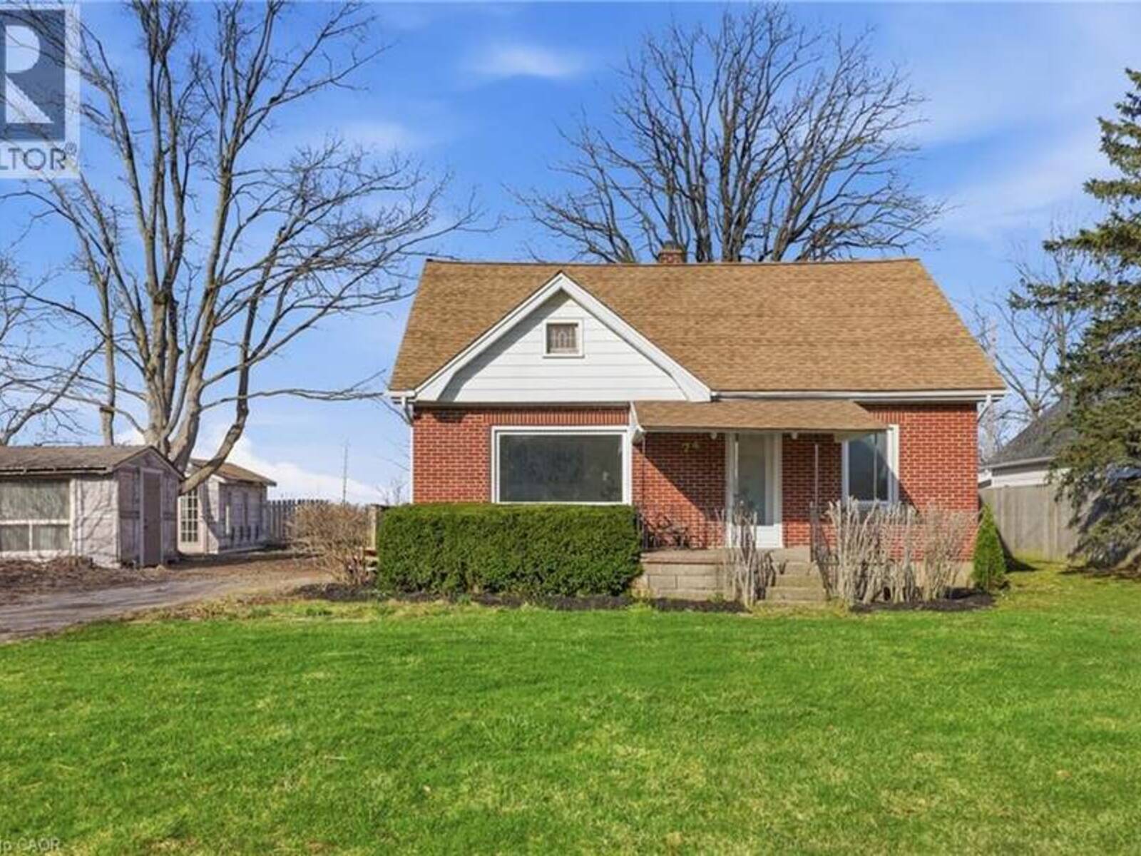 74 FREELTON Road, Hamilton, Ontario L8B 0Z3
