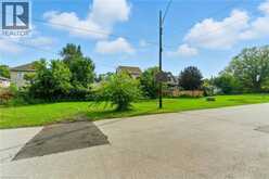 11 KNAPMANS Drive | Hamilton Ontario | Slide Image Six