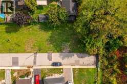 11 KNAPMANS Drive | Hamilton Ontario | Slide Image Eighteen