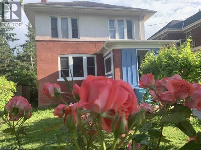 4322 BAMPFIELD Street Niagara Falls Ontario, L2E 1G8 - 4 Bedrooms Home For Sale