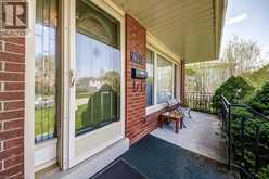 4356 DUBLIN Crescent | Burlington Ontario | Slide Image Six