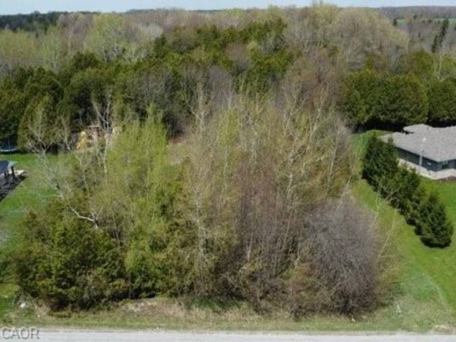 5618 5TH Line, Minto, Ontario N0G 2P0