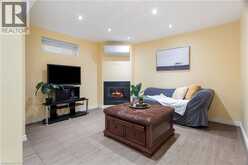 769 SCOTTSDALE Drive | Guelph Ontario | Slide Image Thirty