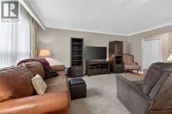 582 WOODVIEW Road | Burlington Ontario | Slide Image Thirteen