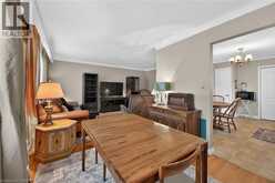 582 WOODVIEW Road | Burlington Ontario | Slide Image Sixteen