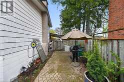582 WOODVIEW Road | Burlington Ontario | Slide Image Forty-one