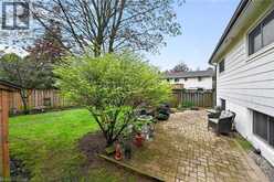 582 WOODVIEW Road | Burlington Ontario | Slide Image Forty-two