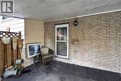582 WOODVIEW Road | Burlington Ontario | Slide Image Six