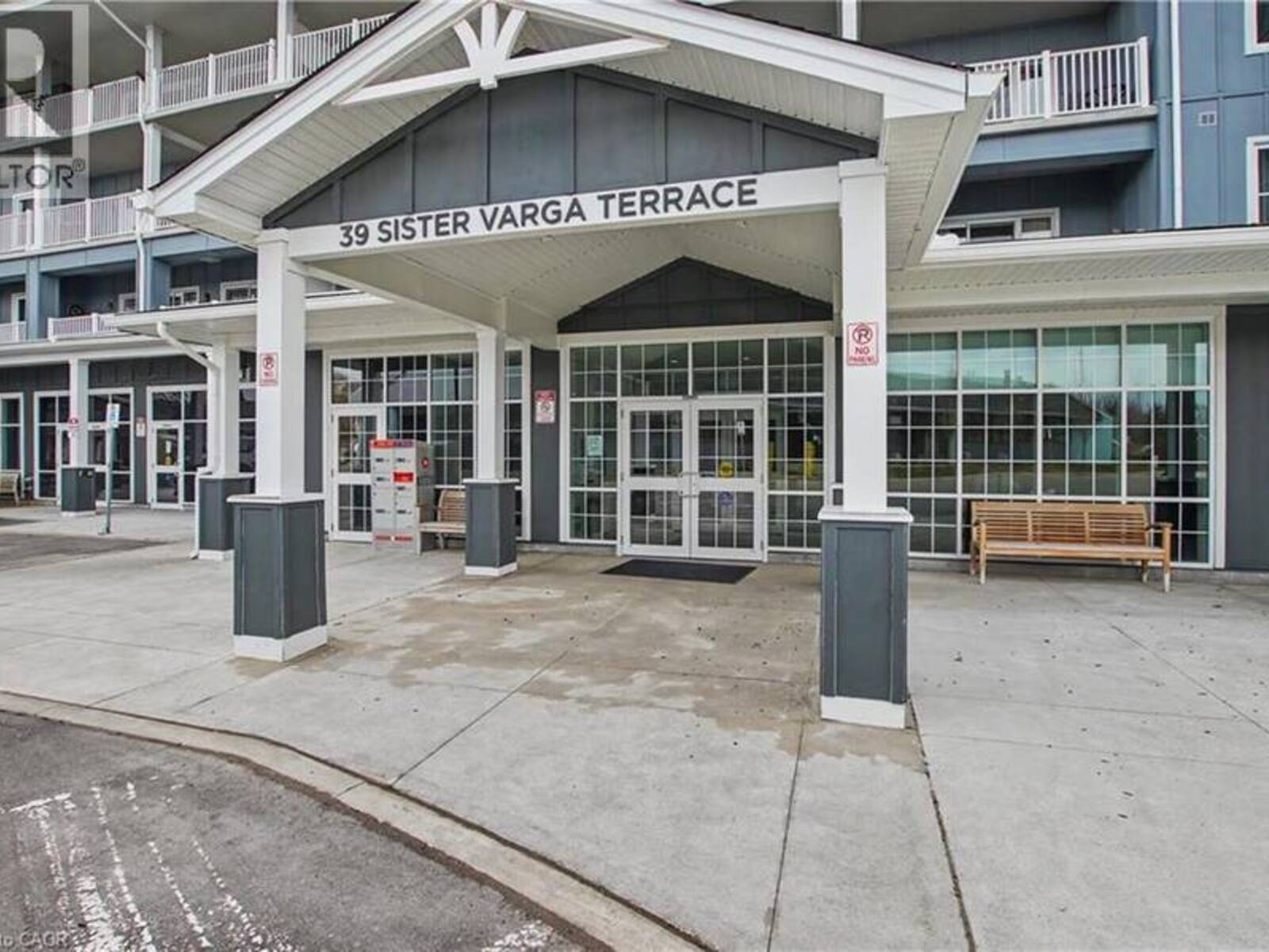 39 SISTER VARGA Terrace Unit# 306, Hamilton, Ontario L9B 0J7
