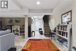 77 SUNVALE Place | Hamilton Ontario | Slide Image Thirty-two