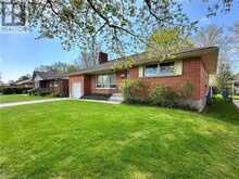 130 GARDINER Avenue E | Dunnville Ontario | Slide Image Three