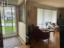 130 GARDINER Avenue E | Dunnville Ontario | Slide Image Eight