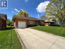 130 GARDINER Avenue E | Dunnville Ontario | Slide Image Two