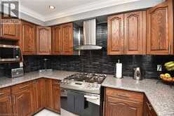 36 TOMMAR Place | Hamilton Ontario | Slide Image Thirteen