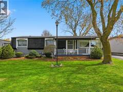 33 FAIRVIEW Crescent Listowel Ontario, N4W 3G8