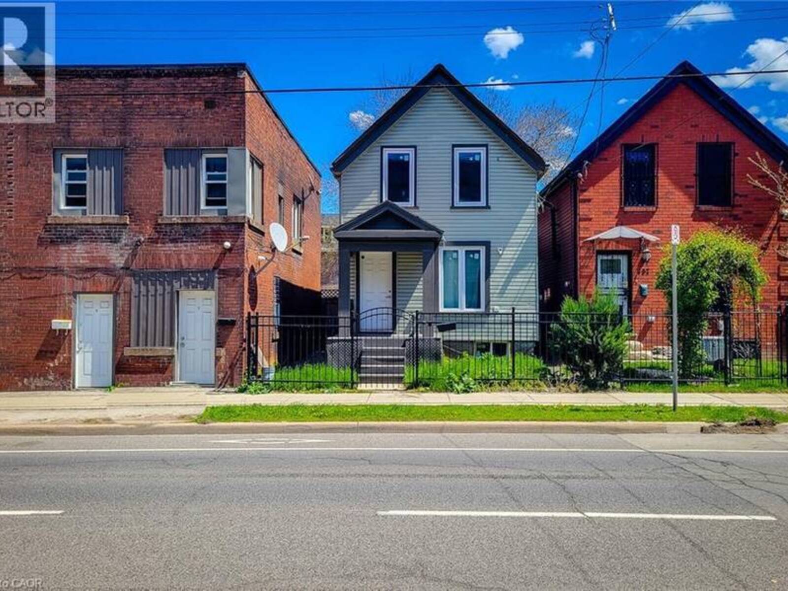 334 GAGE Avenue N, Hamilton, Ontario L8L 7A7