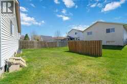 41 EASTWOOD Drive | Welland Ontario | Slide Image Four