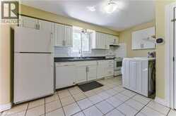 37 GOTTSCHEER Court | Kitchener Ontario | Slide Image Thirteen