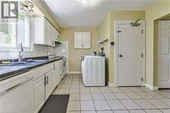 37 GOTTSCHEER Court | Kitchener Ontario | Slide Image Fourteen