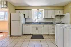 37 GOTTSCHEER Court | Kitchener Ontario | Slide Image Fifteen