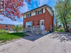 37 GOTTSCHEER Court Kitchener Ontario, N2M 3L3
