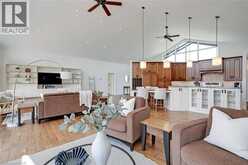 720 MOUNTAIN BROW Road W | Burlington Ontario | Slide Image Six