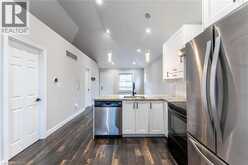 222 KENSINGTON Avenue N | Hamilton Ontario | Slide Image Eleven