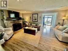 11 LAKE Avenue | Cambridge Ontario | Slide Image Sixteen