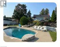 11 LAKE Avenue | Cambridge Ontario | Slide Image Eight