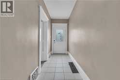 738 KING Street W | Hamilton Ontario | Slide Image Thirteen
