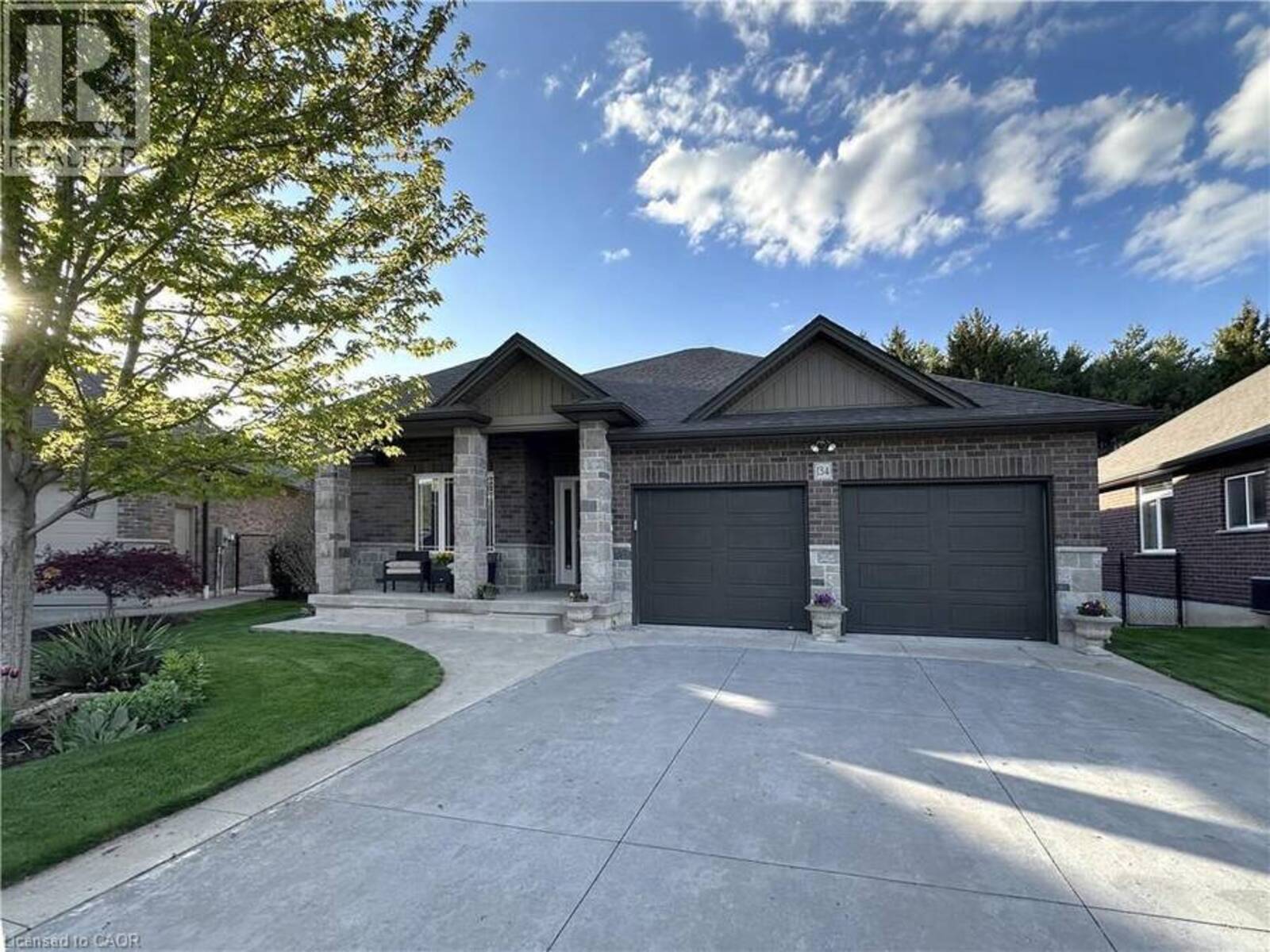 134 ANGLER Avenue, Port Dover, Ontario N0A 1N3