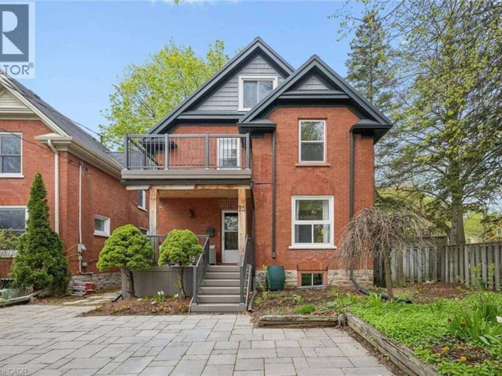 15 GORDON Avenue, Kitchener, Ontario N2H 1N7